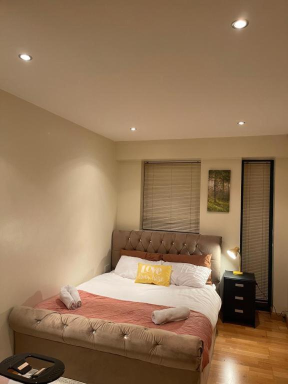 2 Bedrooms, 2 Bathrooms Stunning Penthouse City View Bradford  Zewnętrze zdjęcie